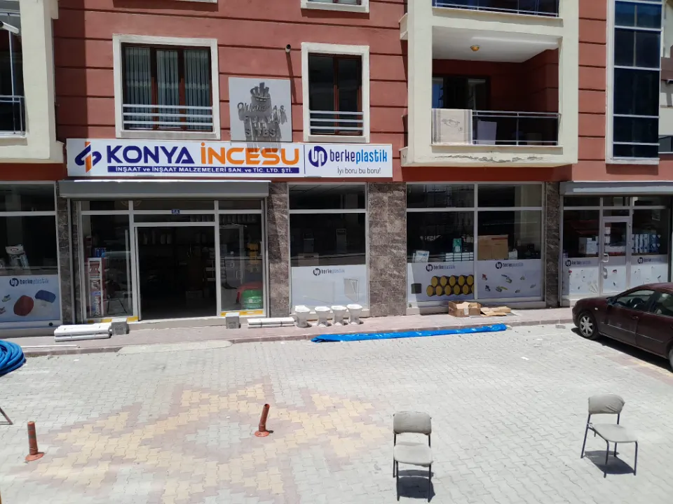Konya İncesu mağaza cephesi ve vitrinleri